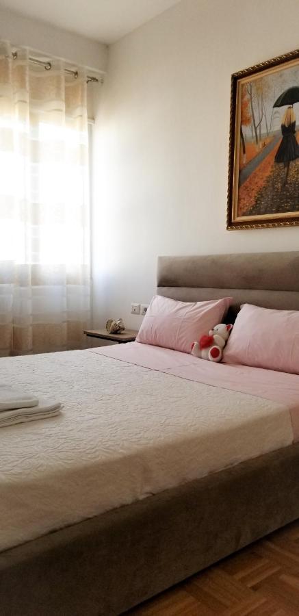 City Center Cute And Comfy Apartment - Ajia Apartments Тирана Екстер'єр фото