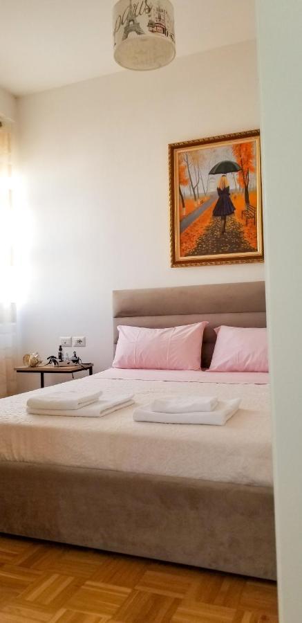 City Center Cute And Comfy Apartment - Ajia Apartments Тирана Екстер'єр фото