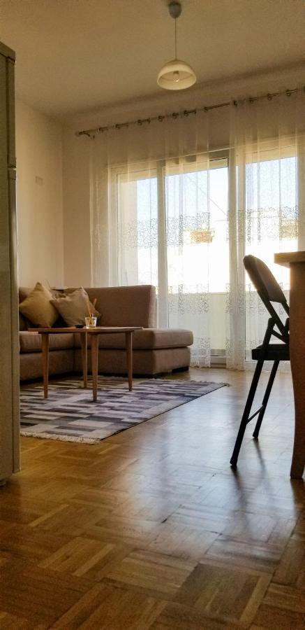 City Center Cute And Comfy Apartment - Ajia Apartments Тирана Екстер'єр фото