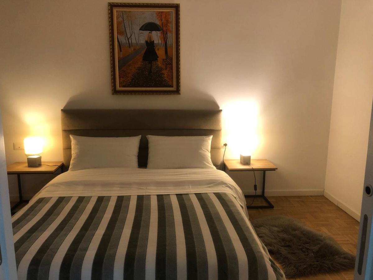 City Center Cute And Comfy Apartment - Ajia Apartments Тирана Екстер'єр фото